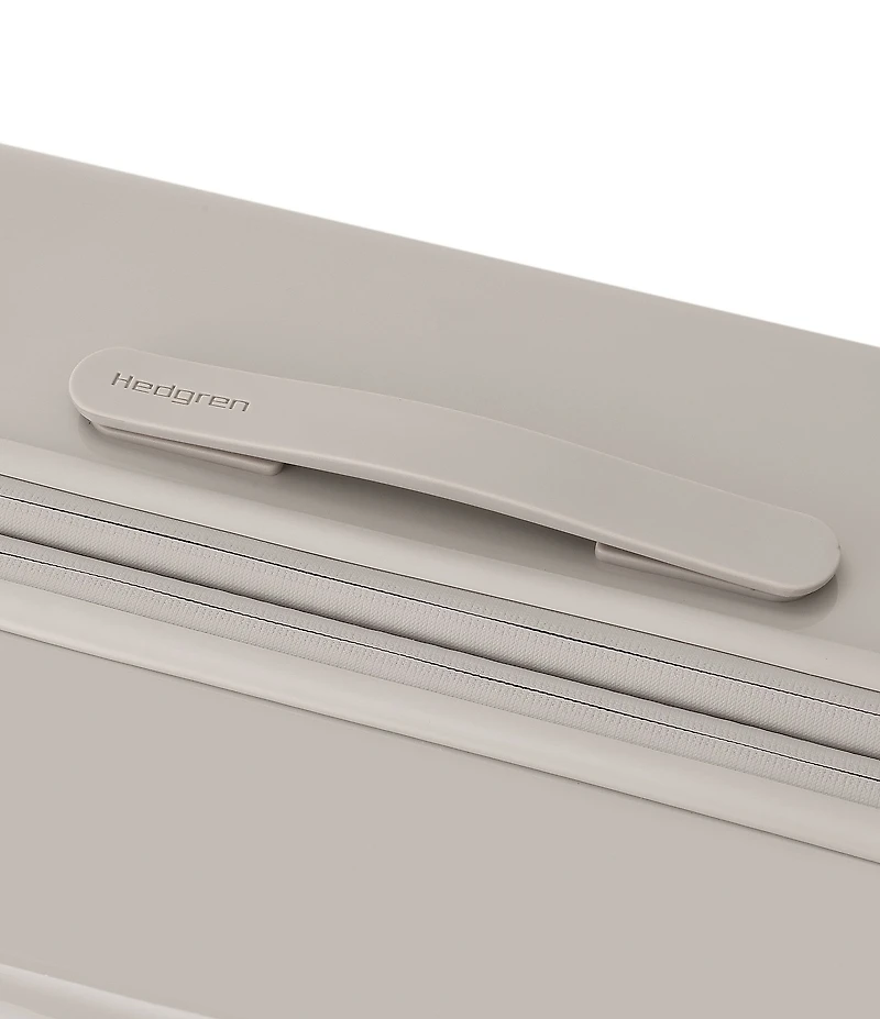 Hedgren Nostos Glossy Hardside Medium Expandable Spinner