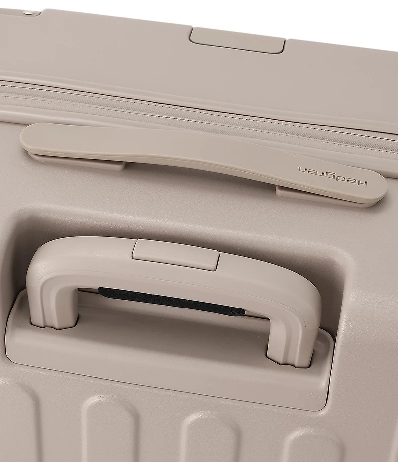 Hedgren Nostos Matte Hardside Medium Expandable Spinner Suitcase