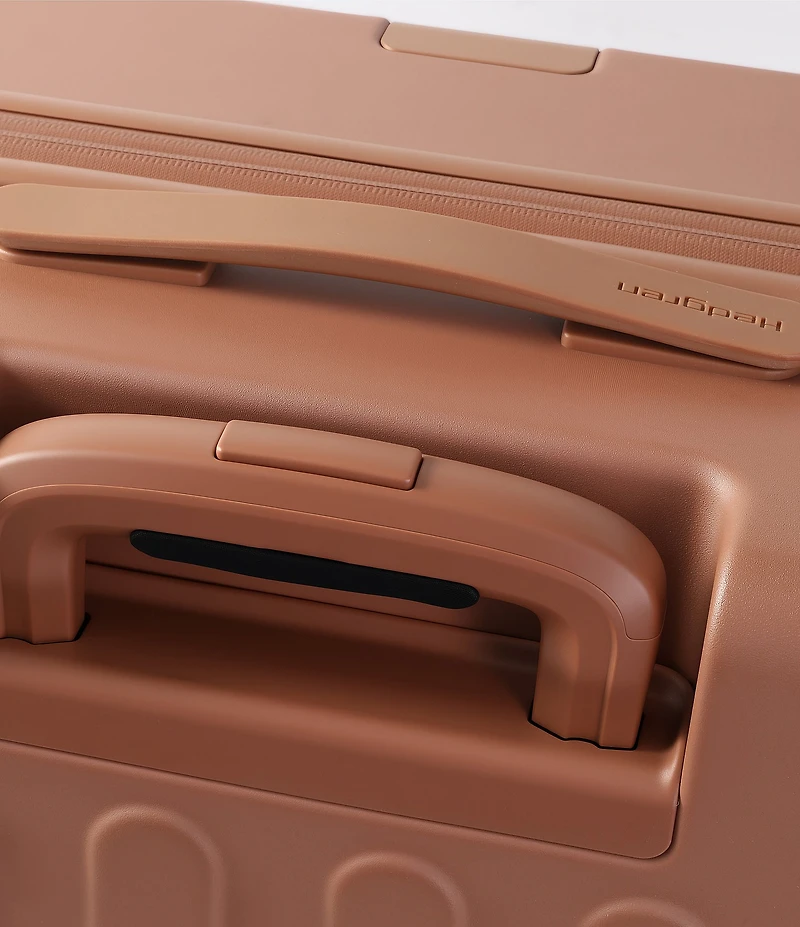 Hedgren Nostos Matte Hardside Medium Expandable Spinner Suitcase