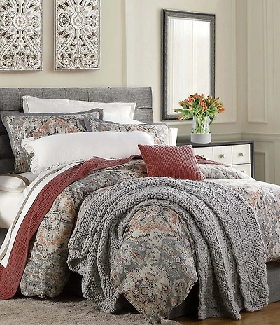 HiEnd Accents Carmen Medallion Print Duvet Cover Mini Set