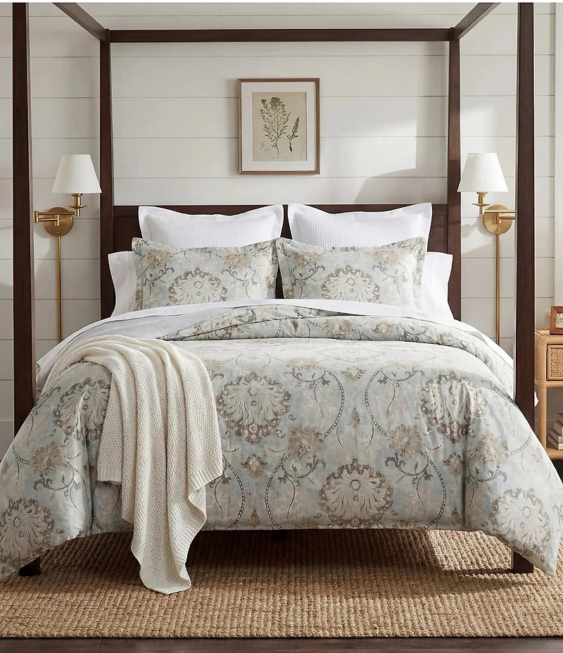 HiEnd Accents Dalia Floral Comforter Mini Set