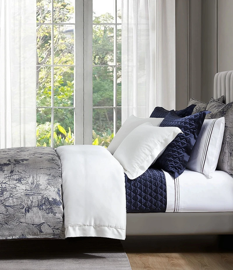 HiEnd Accents Pastoral Jacquard Collection French Toile Woven Metallic Comforter Mini Set