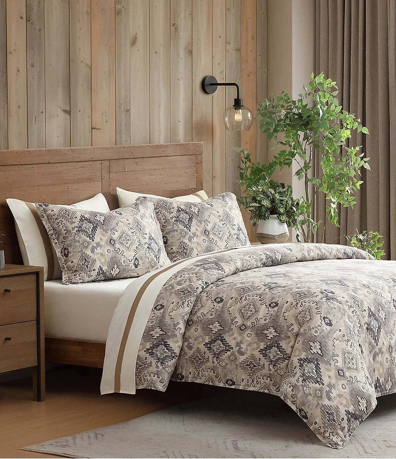 HiEnd Accents Velazquez Southwestern-Inspired Pattern Comforter Mini Set