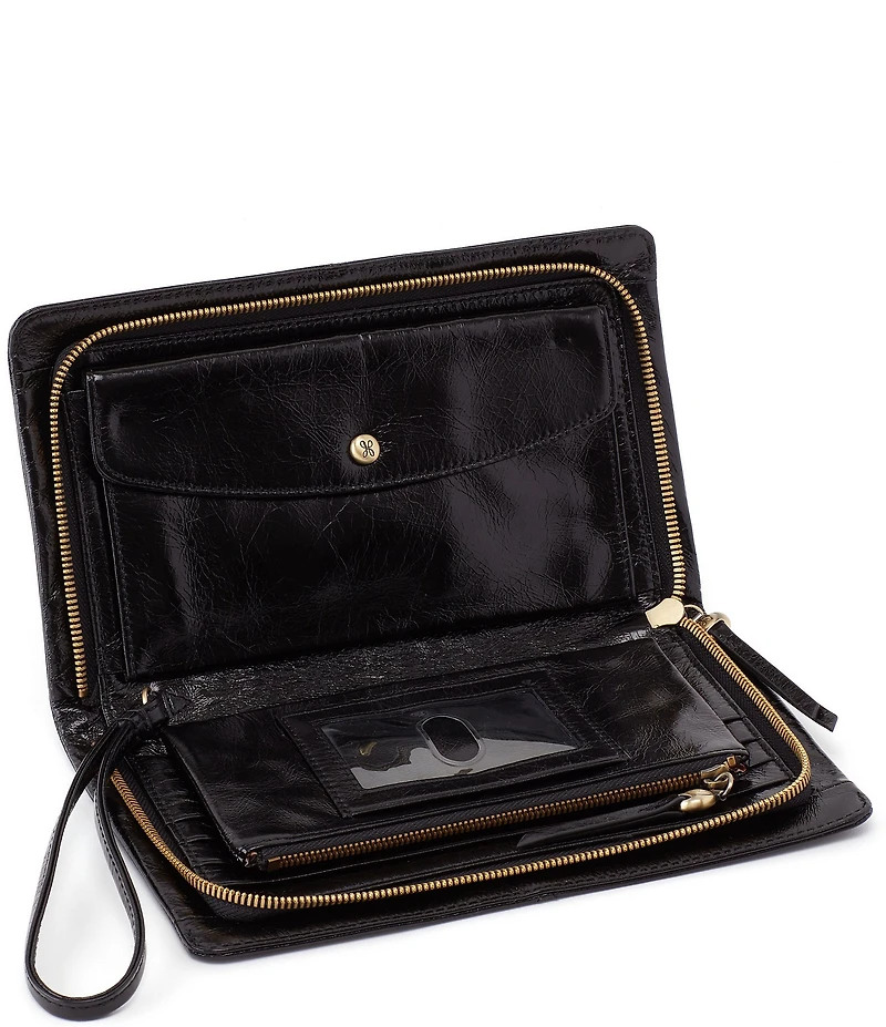 HOBO Evolve Wristlet