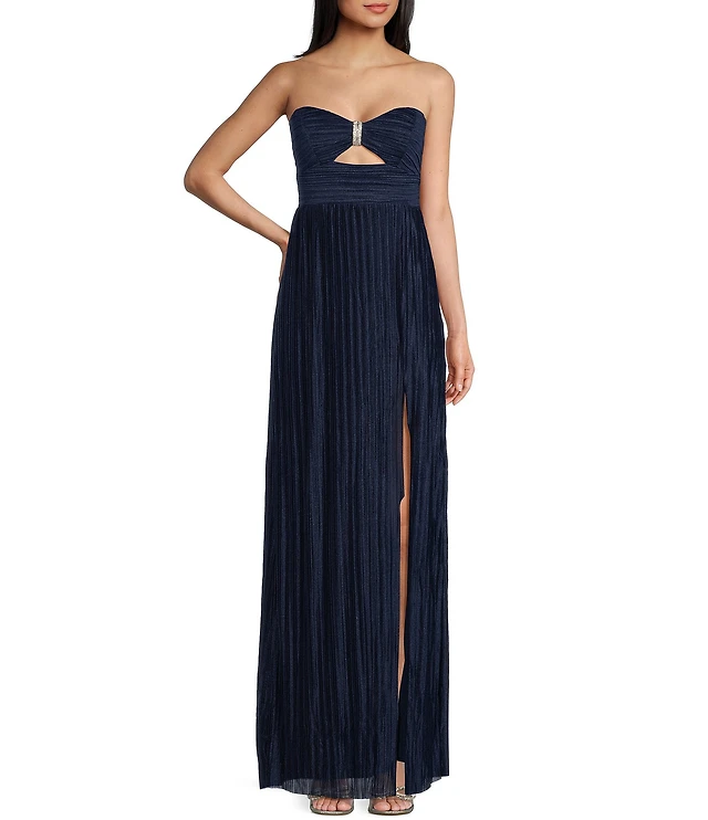 Honey and Rosie Strapless Sweetheart Neckline Sleeveless Pleated Dress |  Liberty Center