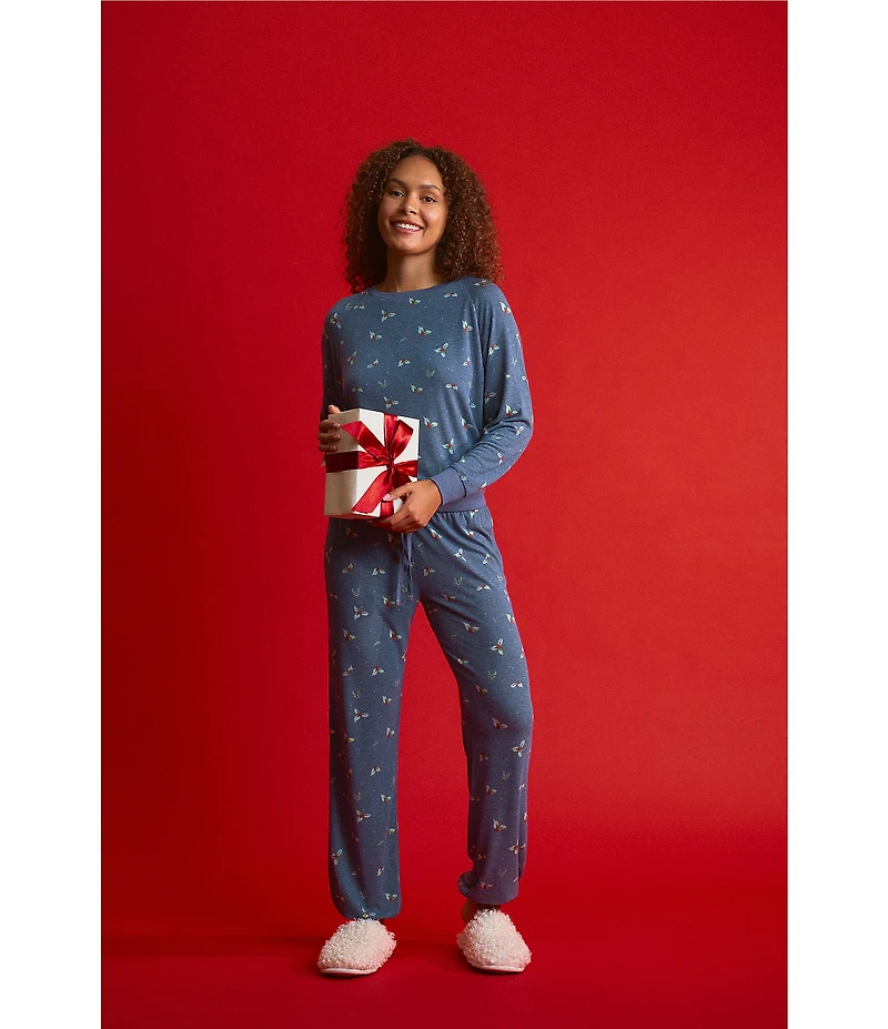 Honeydew Intimates Star Seeker Lounge Knit Holly Print Top & Jogger Holiday Pajama Set