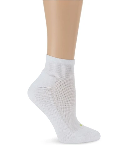 HUE Air Cushion Sport Quarter Top Moisture Control Socks, 3 Pack