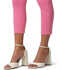 HUE Hi-Rise Ultra Soft Denim Capri Leggings