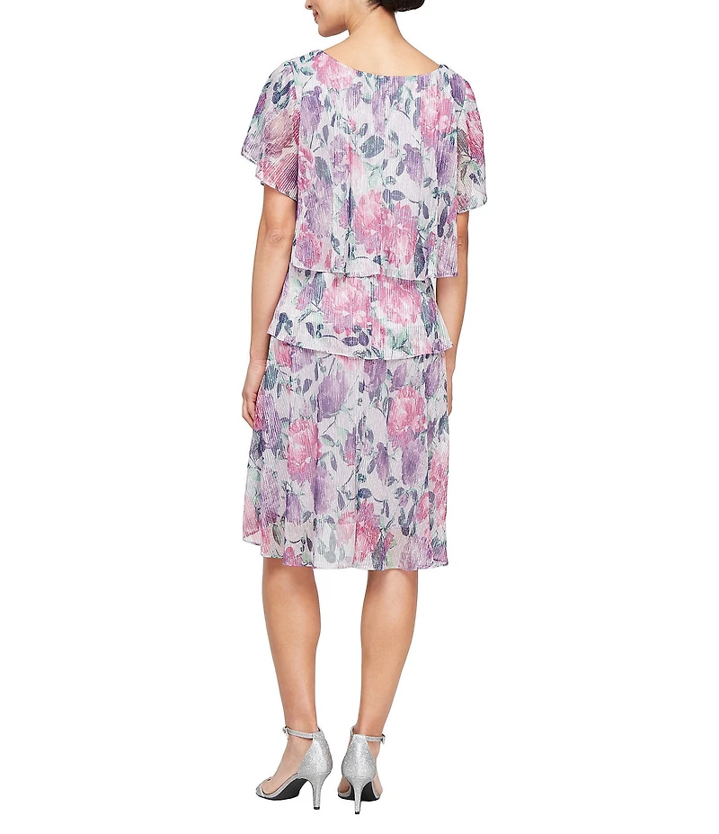Ignite Evenings Bodre Floral Short Sleeve V-Neck Tiered Dress