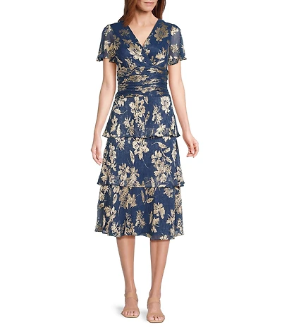 Ignite Evenings Petite Size Short Sleeve V-Neck Tiered Skirt Floral Midi Dress
