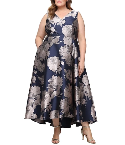Ignite Evenings Plus Size Floral Sleeveless V-Neck Printed Jacquard Gown