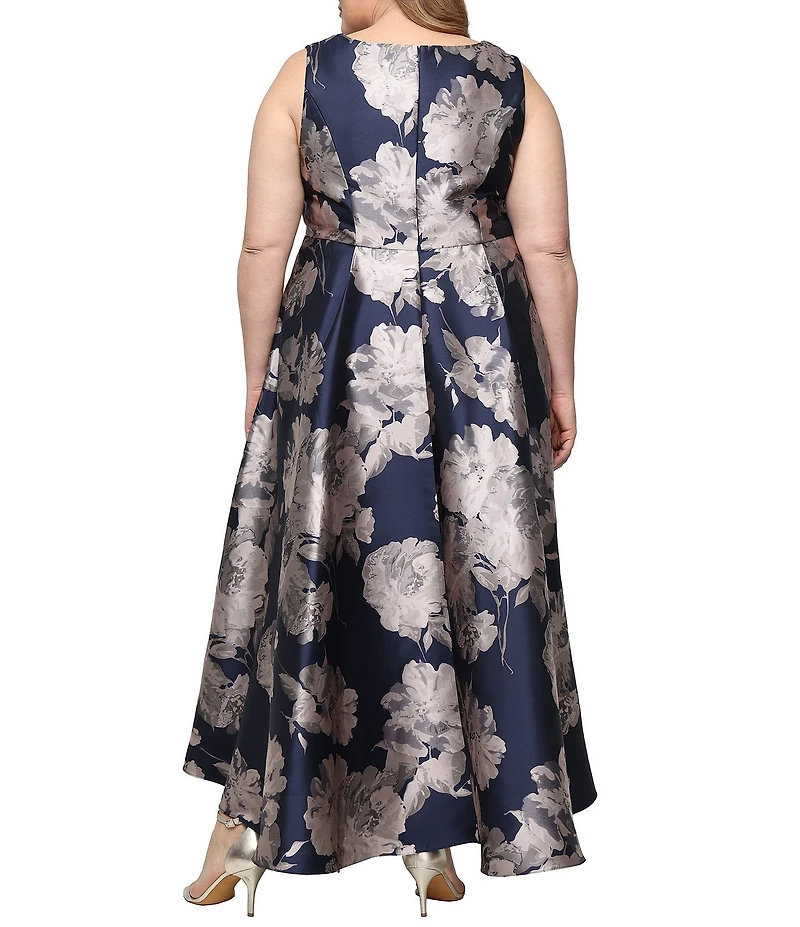 Ignite Evenings Plus Size Floral Sleeveless V-Neck Printed Jacquard Gown
