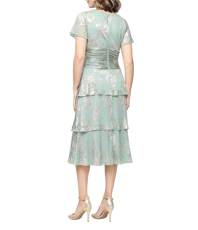Ignite Evenings Short Sleeve V-Neck Tiered Floral Midi Dress