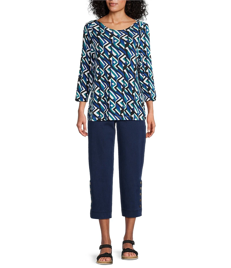 Intro Aimee Knit Denim Coconut Button Hem Pull-On Straight Leg Capri Pants