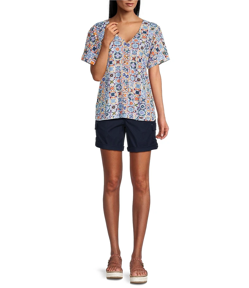 Intro Cotton Slub Jersey Tile Print V-Neck Short Sleeve Tee