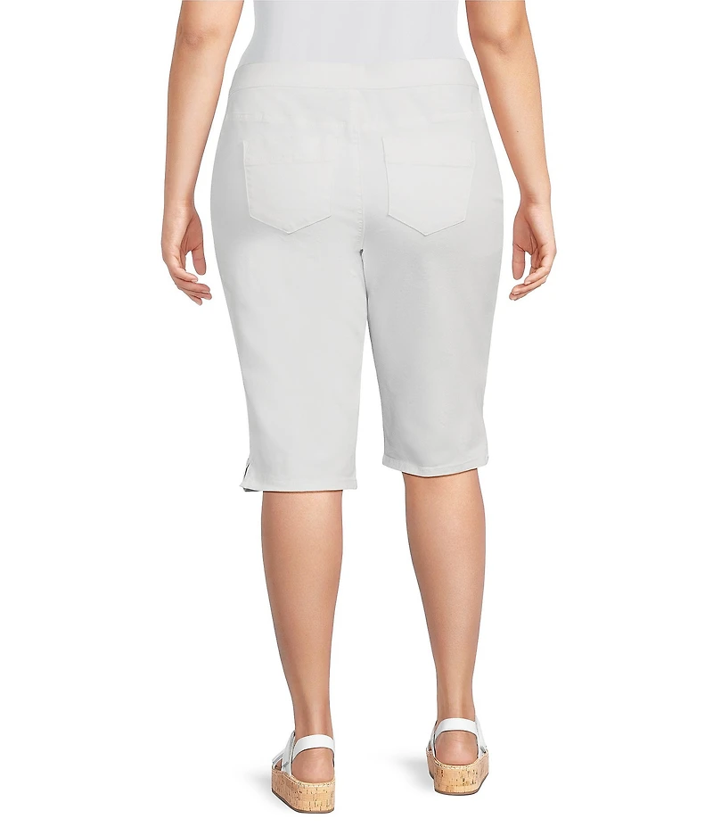 Intro Plus Size Rivet Trim Flower Skimmer Denim Pull-On Shorts