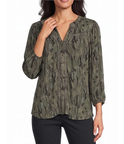 Intro Woven Olive Sprig Embroidered Y-Neck 3/4 Cuffed Sleeve Button Front Shirt