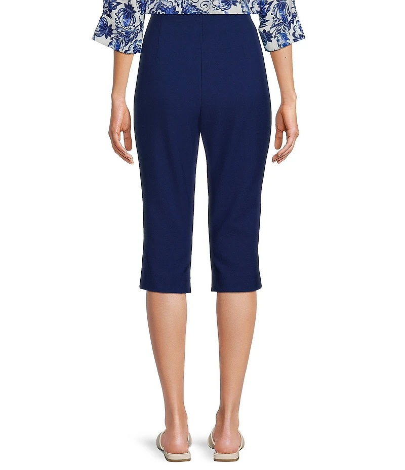 Investments Petite Size Pull-On Pintuck Capri Pants