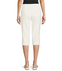 Investments Pull-On Pintuck Capri Pants