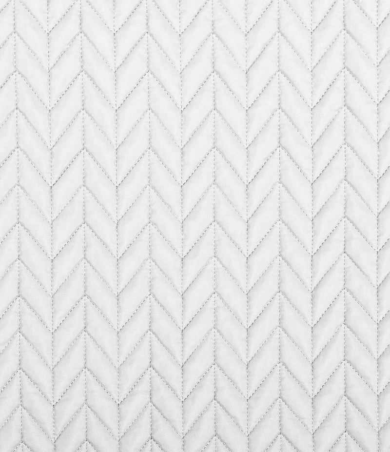 J by J. Queen New York Cayman Herringbone Pattern Quilt