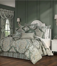 J. Queen New York Alina Grand-Scale Woven Damask Comforter Set