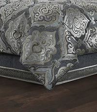 J. Queen New York Amici Oversized Woven Damask Comforter Set