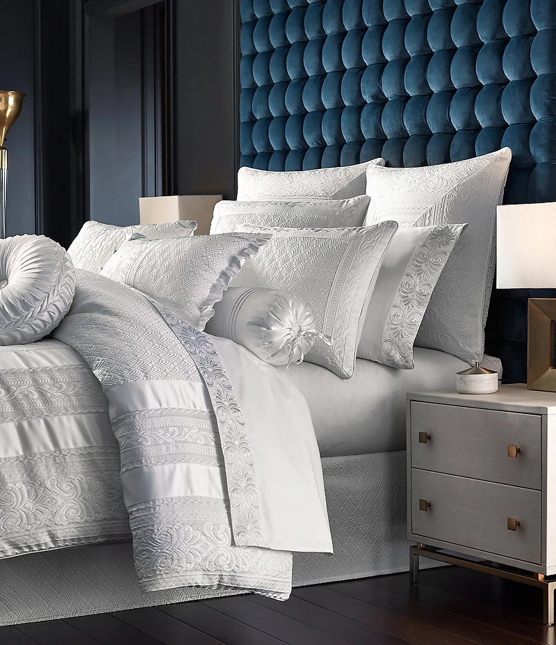 J. Queen New York Becco Woven Jacquard Comforter Set