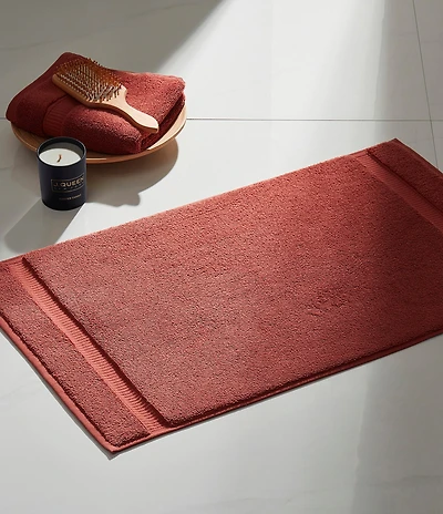 J. Queen New York Belmore Collection Zero Twist Bath Mat