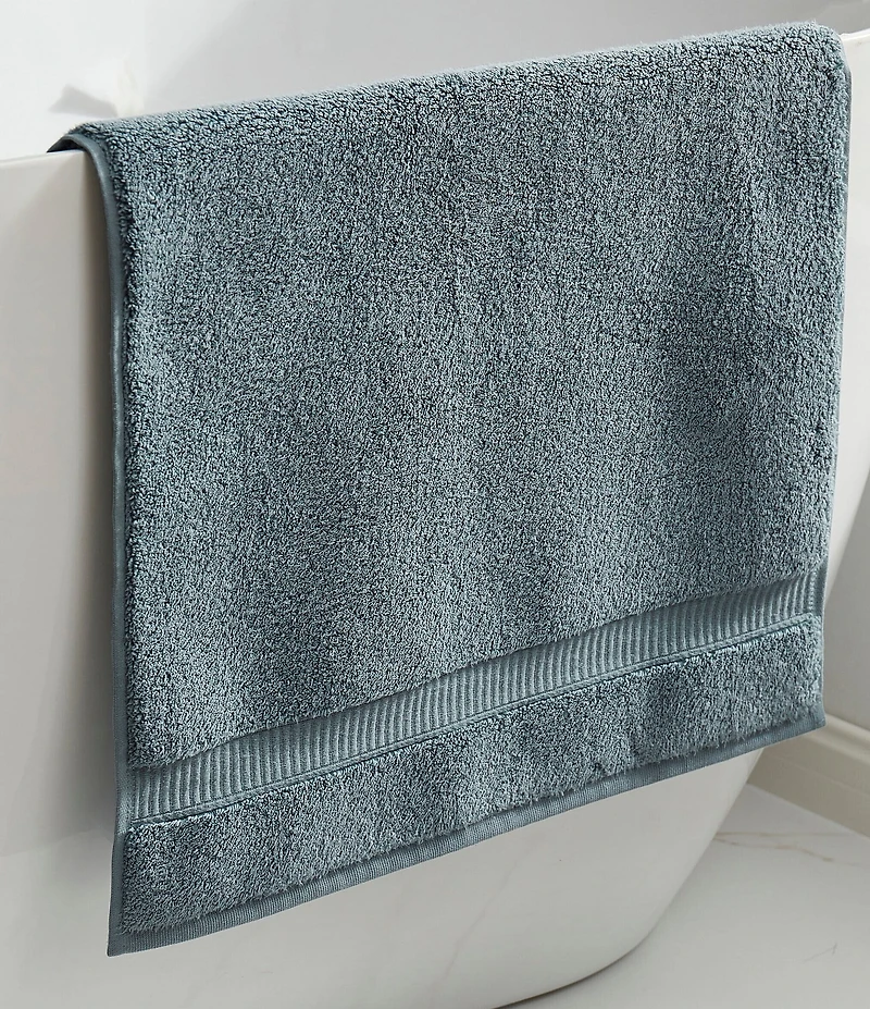 J. Queen New York Belmore Collection Zero Twist Bath Mat