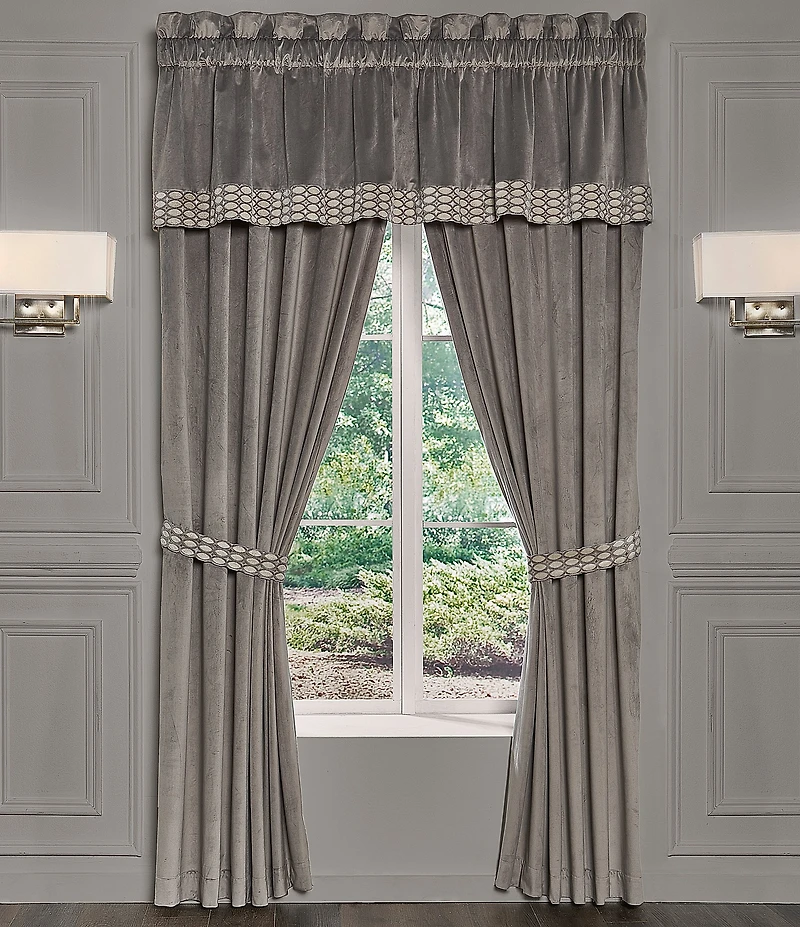 J. Queen New York Belvedere Velvet Diamond Woven Window Treatment