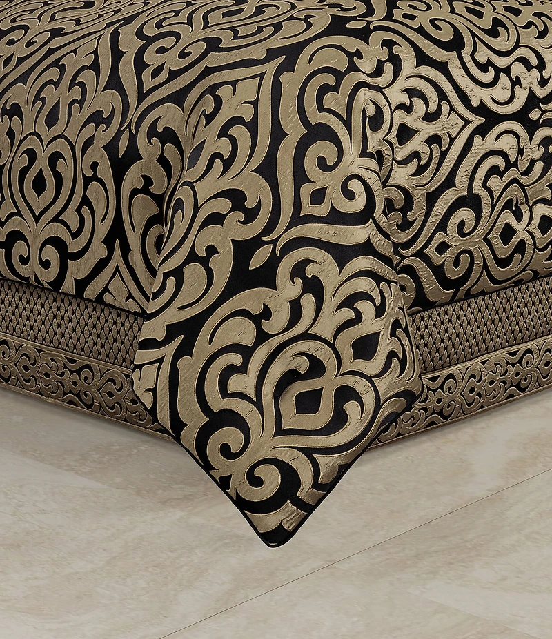 J. Queen New York Bolero Elegant Damask Print Comforter Set