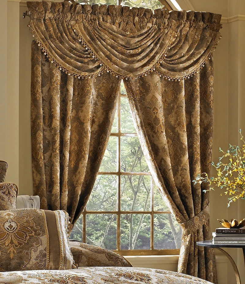 J. Queen New York Bradshaw Window Treatment