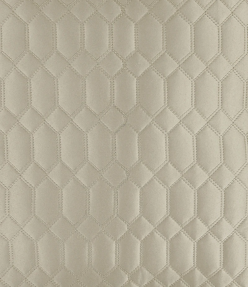 J. Queen New York Brilliance Geometric Pattern Satin Mini Quilt Set