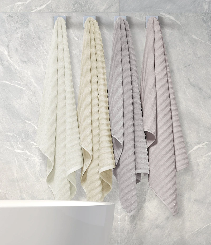 J. Queen New York Cesme Bath Towel, Set of 2