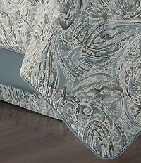 J. Queen New York Giovani Spa Comforter Set