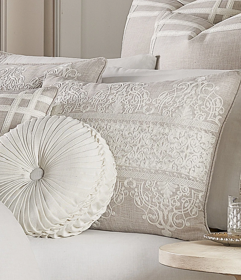 J. Queen New York Laura Lynn Embroidered Comforter Set