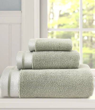 J. Queen New York Lenore Bath Towels