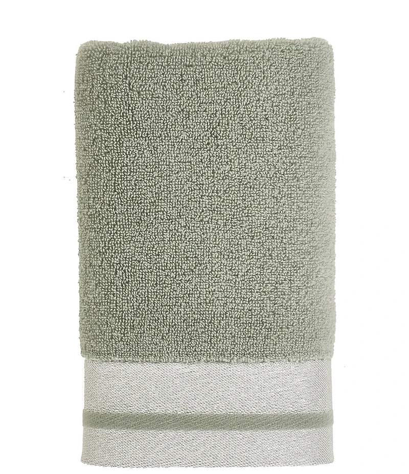 J. Queen New York Lenore Bath Towels