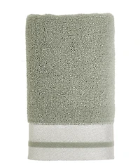 J. Queen New York Lenore Bath Towels