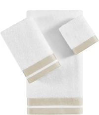 J. Queen New York Lenore Bath Towels