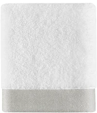 J. Queen New York Lenore Bath Towels