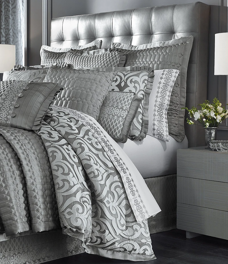 J. Queen New York Luxembourg Silver Comforter Set