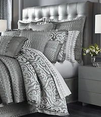 J. Queen New York Luxembourg Silver Comforter Set