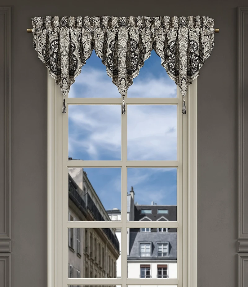 J. Queen New York Mariana Window Treatments