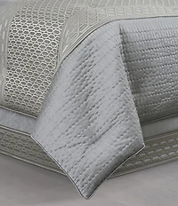 J. Queen New York Metropolitan Comforter Set