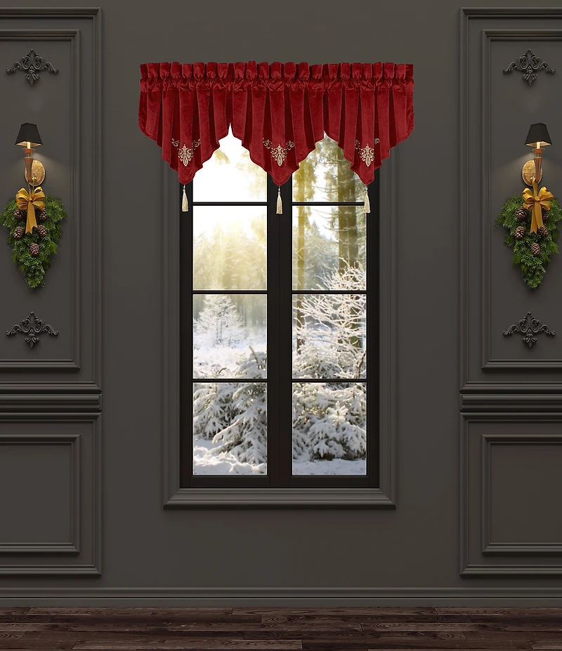 J. Queen New York Holiday Collection Noelle Window Treatments