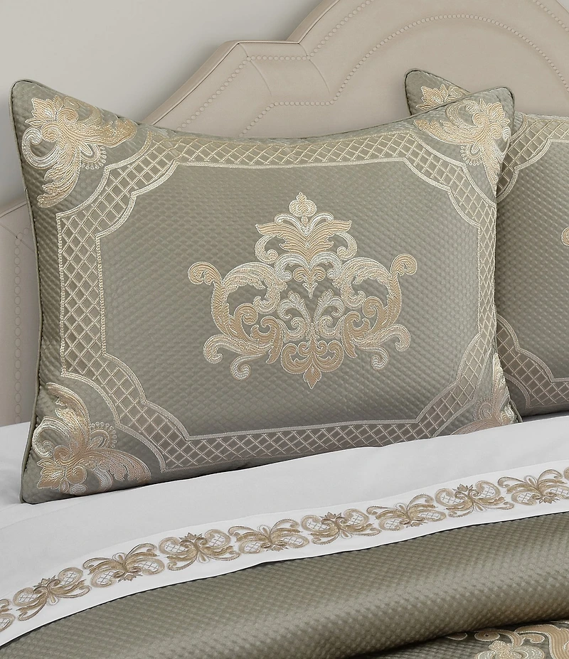 J. Queen New York Piazza Engineered Scroll Design Comforter Set