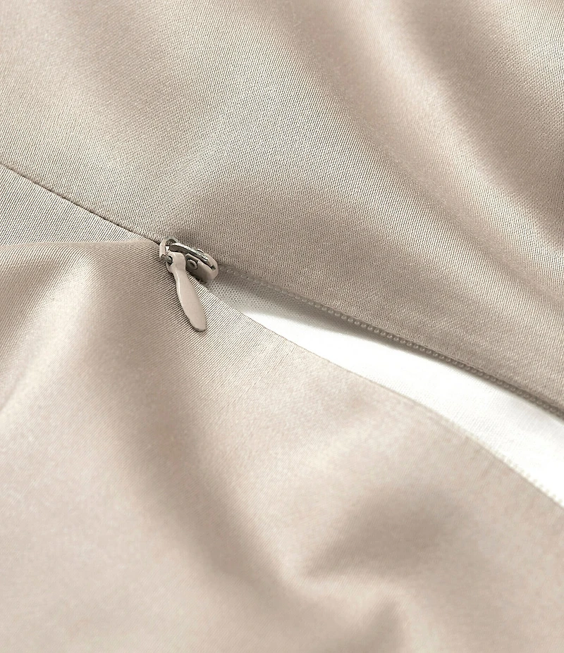 J. Queen New York Premier Cotton Sateen Duvet Cover Mini Set