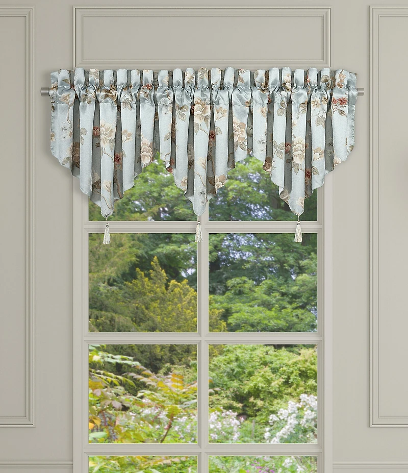 J. Queen New York Prestige Woven Floral Design Window Treatment