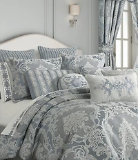 J. Queen New York Queensbury Embroidered Medallion Round Pillow